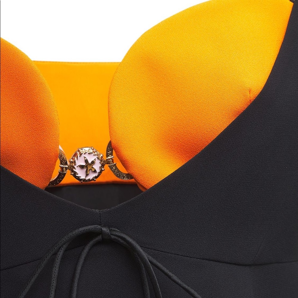 ***SOLD*** VERSACE Spring 2021 Runway Mini Dress NWT - Picture 6 of 17